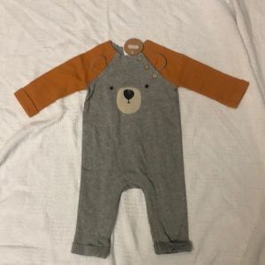 NWT MUD PIE BEAR 🐻 FACE 1 PC INFANT 👶 , size 3-6 MONTHS